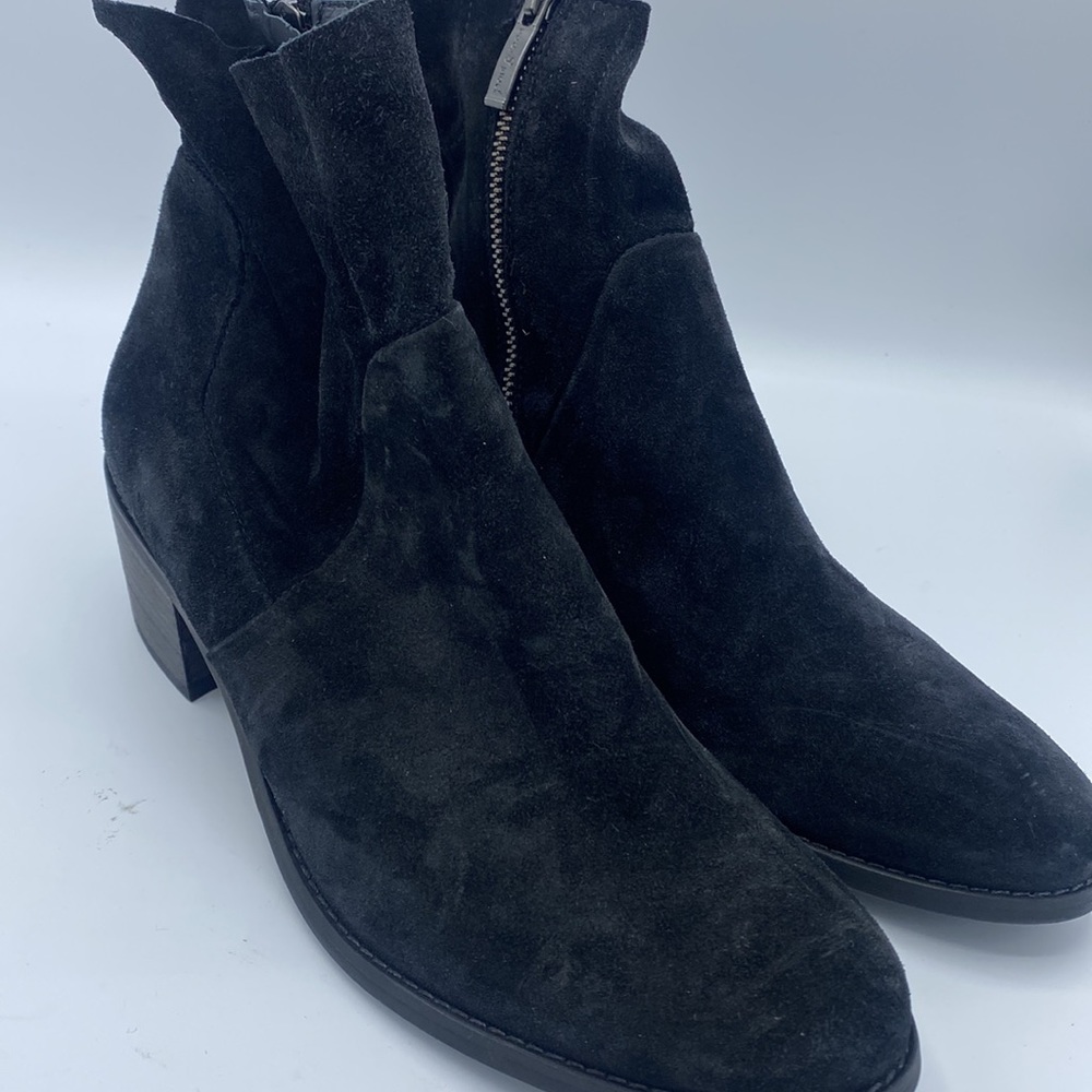 NWOB PAUL GREEN‎ Nicole Bootie Size 7.5 US